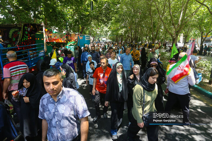مهمانی کیلومتری عید غدیر - اصفهان