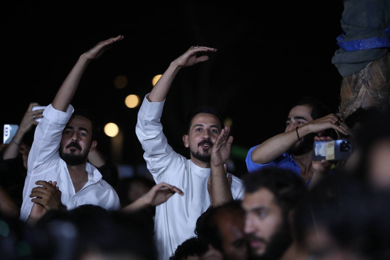 آغاز جشنواره بینالمللی سرود «یدا بید» با حضور هزاران نفری مردم بصره