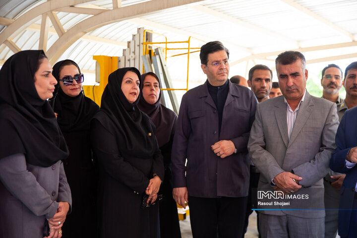 بازدید مدیرکل محیط زیست از خطوط یک و دو مترو اصفهان