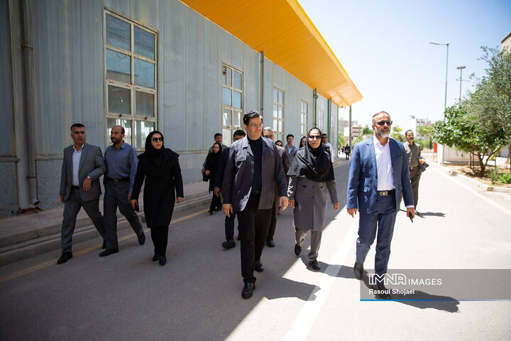 بازدید مدیرکل محیط زیست از خطوط یک و دو مترو اصفهان