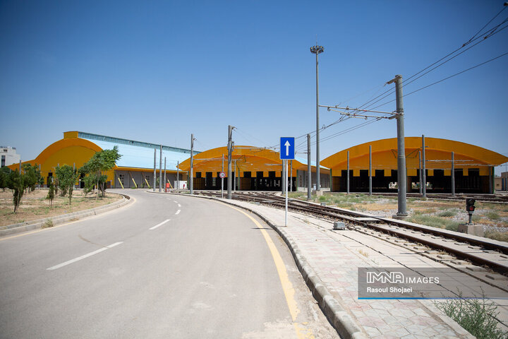 بازدید مدیرکل محیط زیست از خطوط یک و دو مترو اصفهان