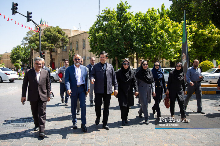 بازدید مدیرکل محیط زیست از خطوط یک و دو مترو اصفهان