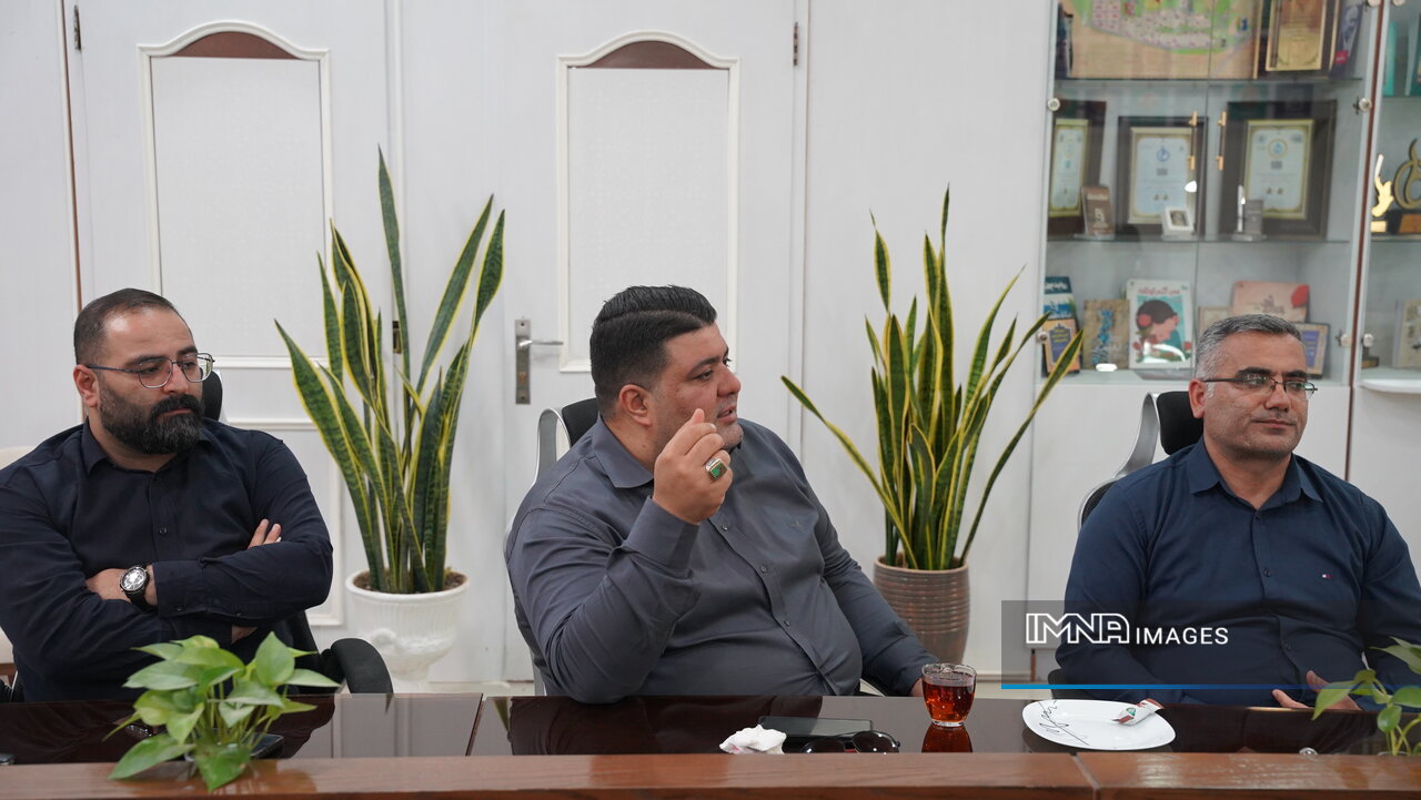 تبادل تجربیات باغ رضوان اصفهان و آرامستانهای ساری برای توسعه خدمات هوشمند و مدیریت بحران