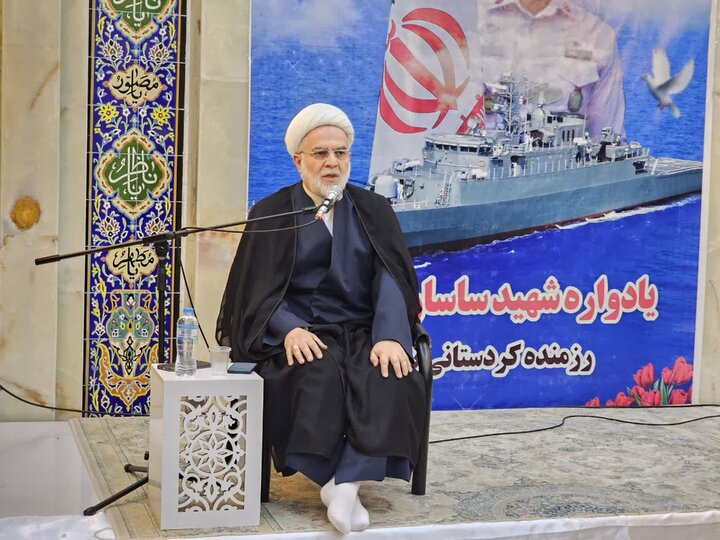 مظلومیت شهدای ناو دنا باید برای نسل‌های آینده تبیین شود