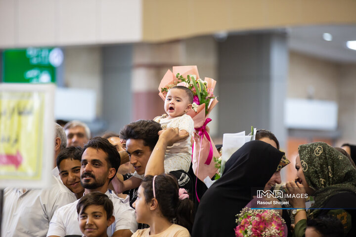 ورود اولین گروه از حجاج به اصفهان