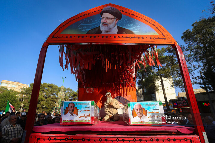مراسم تشییع شهیدان «مصطفی امینی» و «عبدالحسین شیخ‌کوپائی»