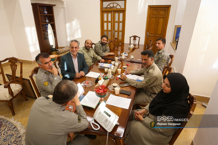 دیدار سرپرست اداره کل محیط زیست استان و استاندار اصفهان