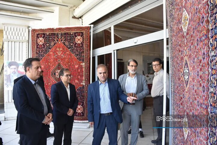 توسعه بازاریابی دیجیتال در اولویت حمایت از فرش فارس/پرداخت بیش از ۱۰ میلیارد تومان تسهیلات