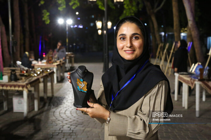 رویداد «لمس هنر در دستان تو»