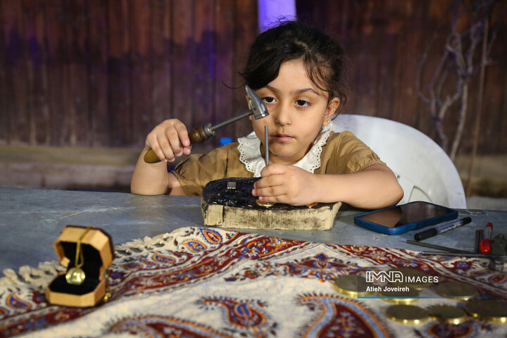 رویداد «لمس هنر در دستان تو»