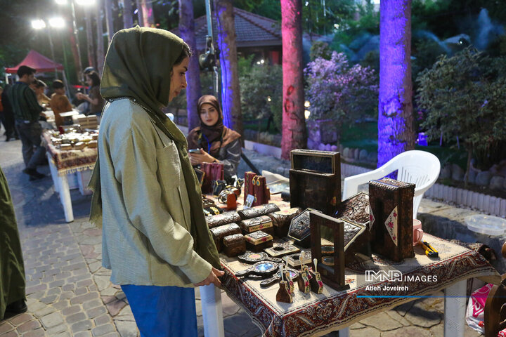 رویداد «لمس هنر در دستان تو»