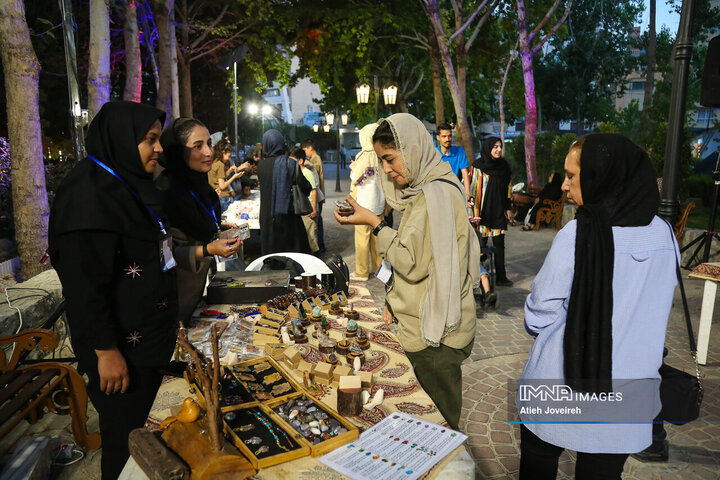 رویداد «لمس هنر در دستان تو»