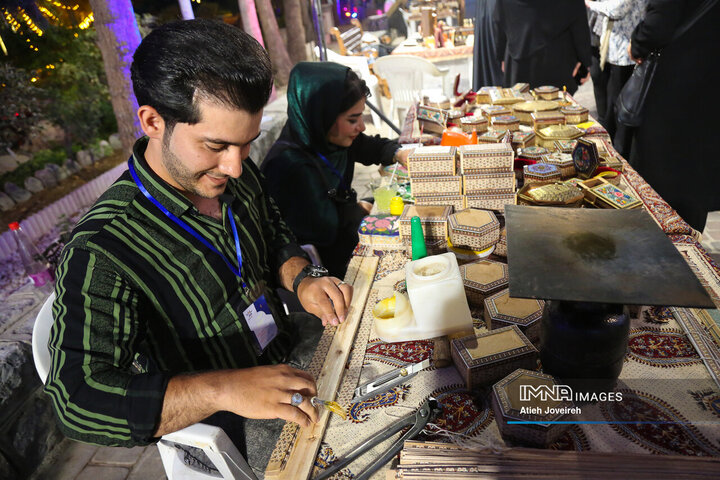 رویداد «لمس هنر در دستان تو»