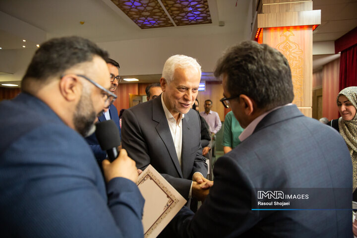 تجلیل از بازنشستگان شهرداری