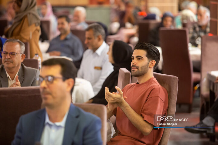 تجلیل از بازنشستگان شهرداری