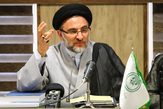 هیئات، مساجد و مداحان ستون‌های اصلی حفظ انقلاب هستند/ محرم امسال به نام «فرمانده» شود