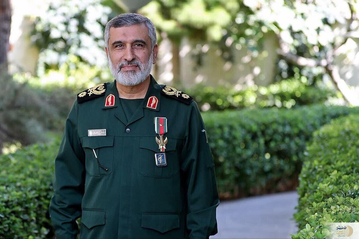 روزی که سردار حاجیزاده در خانه یک شهید به یقین رسید