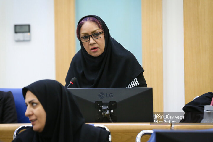 نشست خبری استاندار اصفهان