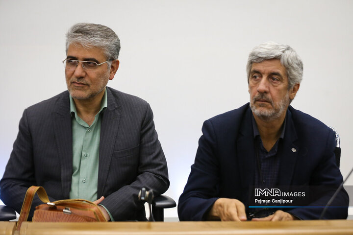 نشست خبری استاندار اصفهان