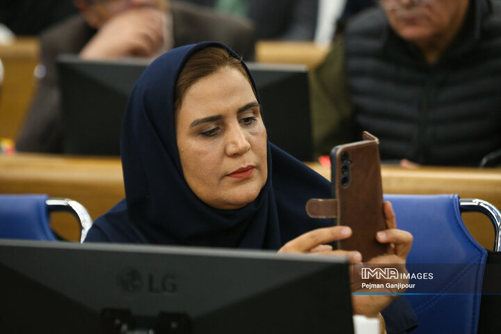 نشست خبری استاندار اصفهان