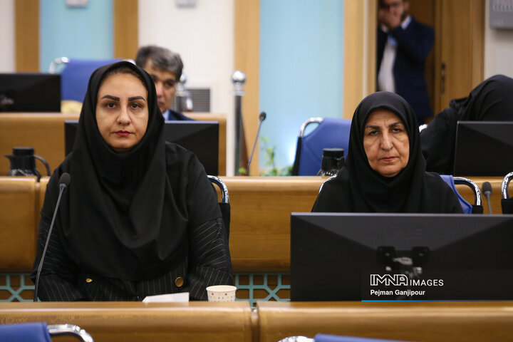 نشست خبری استاندار اصفهان