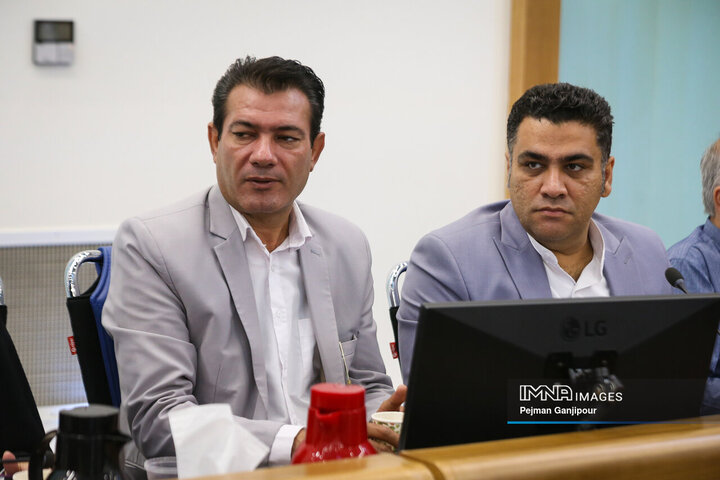 نشست خبری استاندار اصفهان