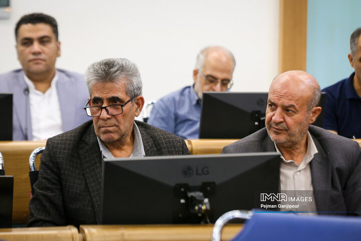 نشست خبری استاندار اصفهان