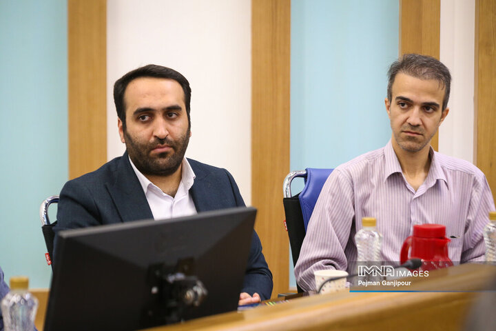 نشست خبری استاندار اصفهان