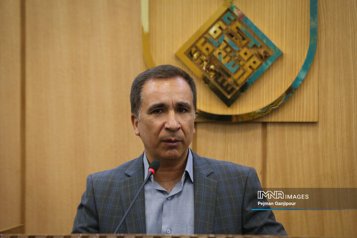 نشست خبری استاندار اصفهان