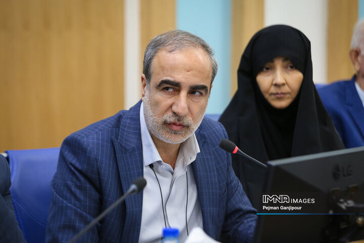 نشست خبری استاندار اصفهان