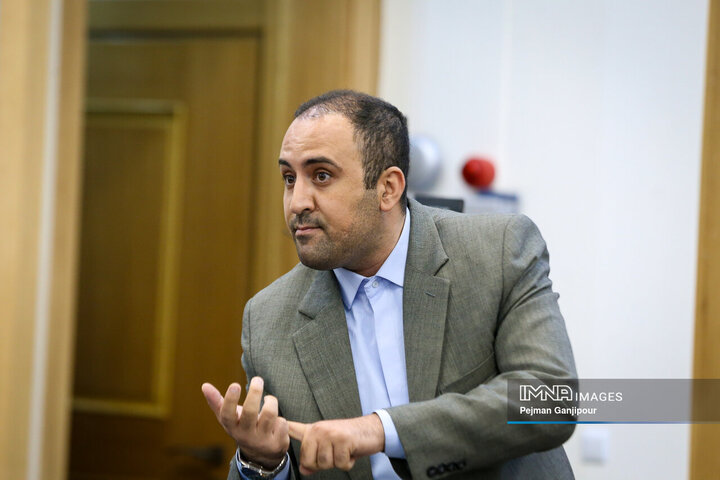 نشست خبری استاندار اصفهان