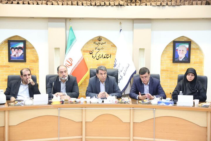 تأکید بر جذب سرمایه‌گذاری در همایش فرمانداران استان کرمان