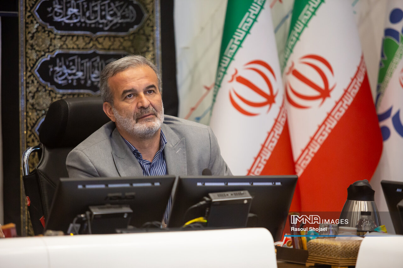 خودباوری، میراث ماندگار رهبر شهید برای پیشرفت ایران/ «باید برخاست» نقشه راه توان داخلی