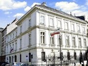 پاسخ تند سفارت ایران به بیانیه ۴ کشور اروپایی: رفع تحریم‌ها لطف به ایران نیست
