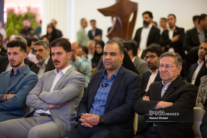 افتتاح هتل ایریک