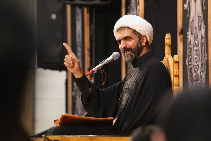 امام حسین(ع)، نهایت رفاقت و مرام در دوستی است