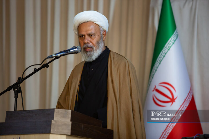 رونمایی از فصلنامه اخلاق و جامعه