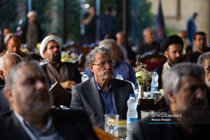 رونمایی از فصلنامه اخلاق و جامعه