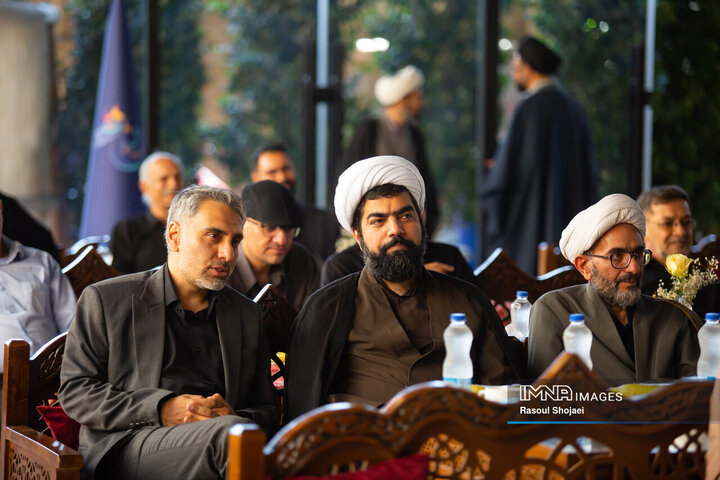 رونمایی از فصلنامه اخلاق و جامعه