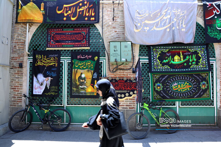 سیاه‌پوشی شهر؛ روایت بازار پرچم در همدان