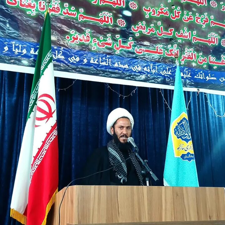 ملت ایران با وجود تمام مشکلات خیابان را ترک نکردند