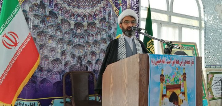 تا هر زمان که ولی امرمان امر کنند، در میدان می‌مانیم و خیابان‌ها را ترک نمی‌کنیم