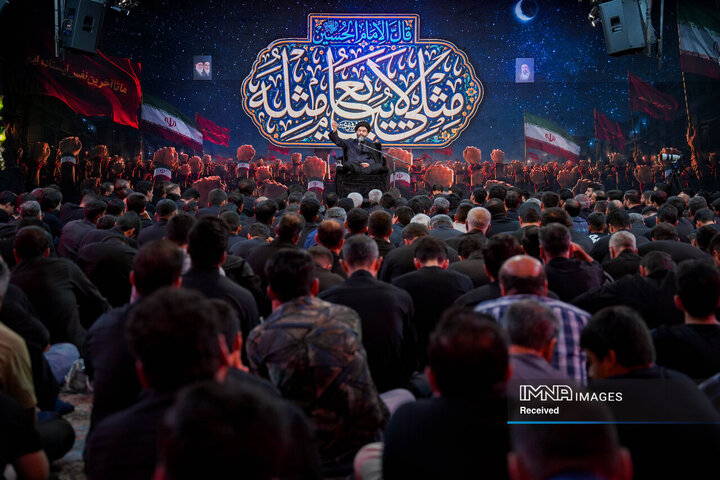 عزاداری دهه اول محرم در هیئت فدائیان حسین(ع)