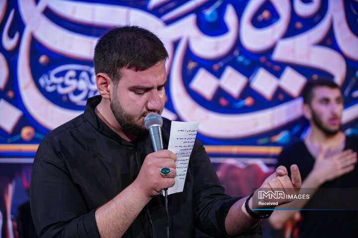 عزاداری دهه اول محرم در هیئت فدائیان حسین(ع)