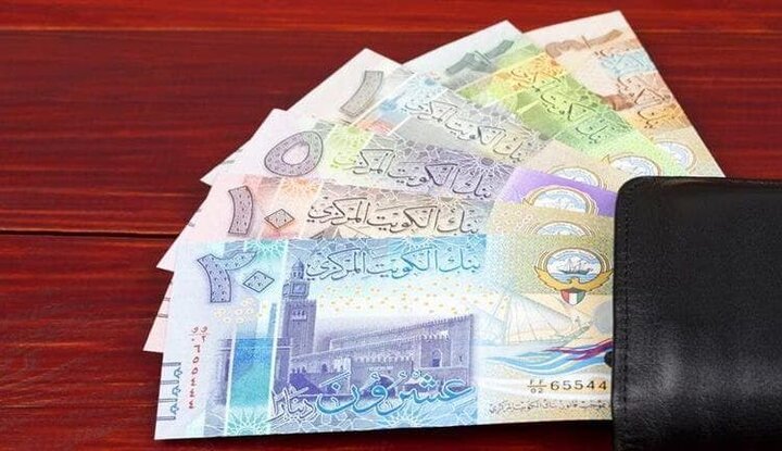 فروش ارز زیارتی اربعین از ۲۰ تیر/ ۲۰۰ هزار دینار برای هر نفر