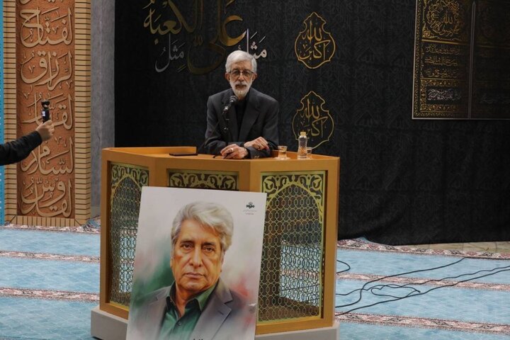 بهروز رضوی به واژگان فارسی جان می‌بخشید
