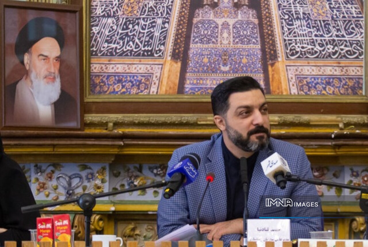نصفجهان بر مدار محرم؛ از سیاهپوشی معابر تا خیزش مردمی