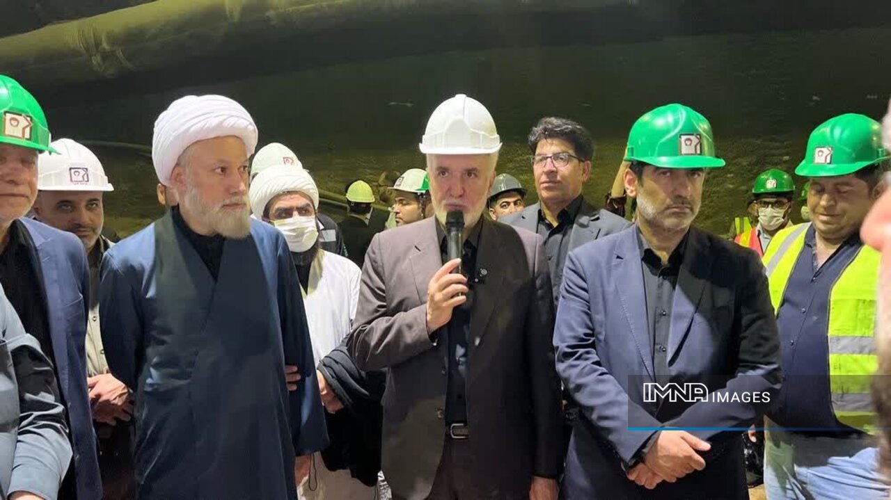 شیراز در مسیر شبکه ریلی یکپارچه/ اتصال خطوط ۱ و ۴ مترو کلید خورد