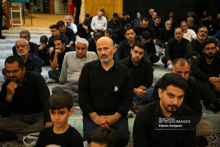 شب‌های سوگ و حماسه حسینی؛ هیئت یادگاران امام(ره)