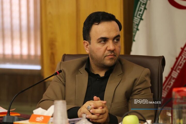 دانشگاه باید به کارگاه حل مسائل جامعه تبدیل شود